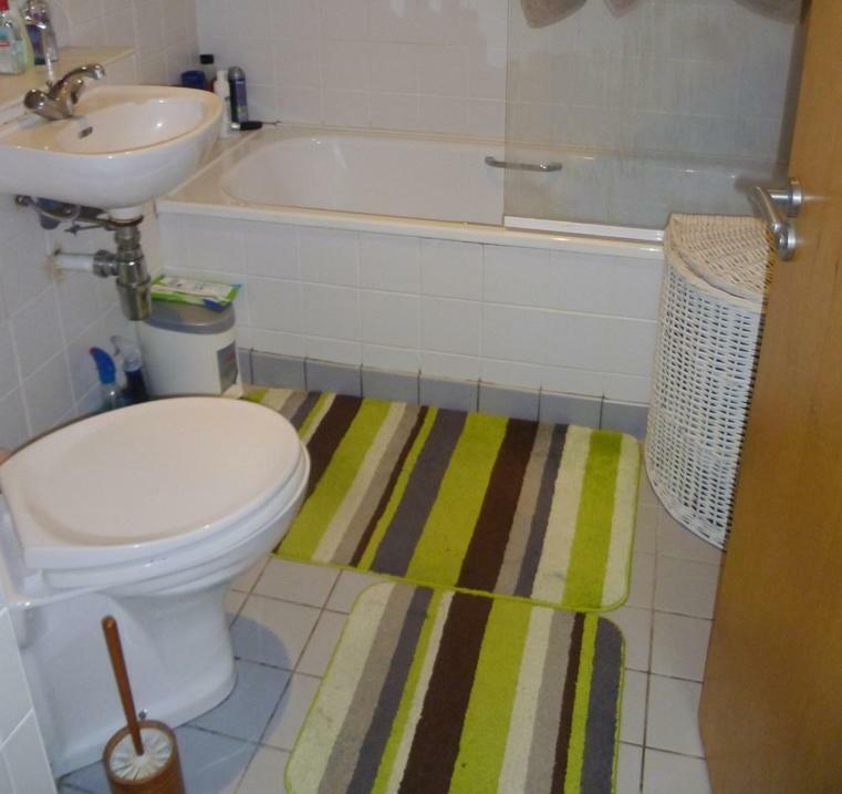 Luxury Town Centre Apartment كينسالي المظهر الخارجي الصورة